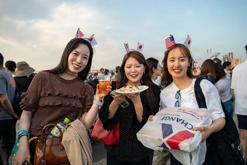 ルーツをスクロールする世代：SNSが変えた、若い日系アメリカ人の「日本」との距離感
